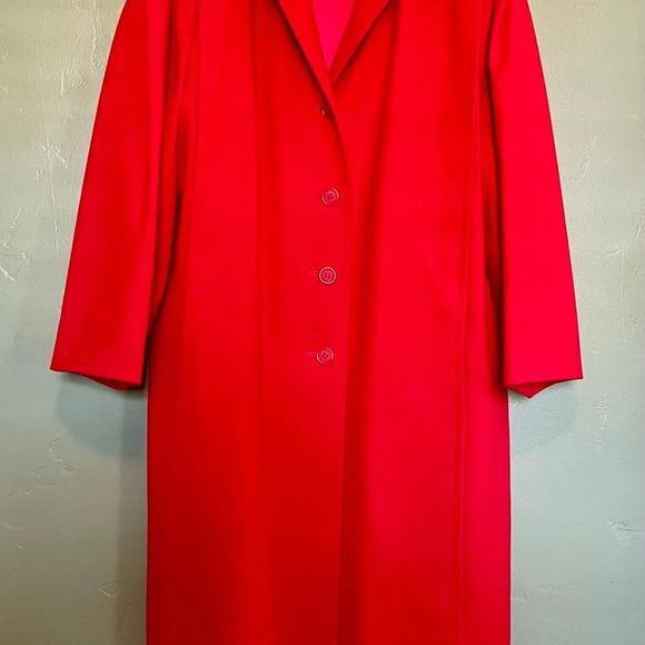Jackets & Blazers - Vintage 100% Wool Red Long Women’s Coat